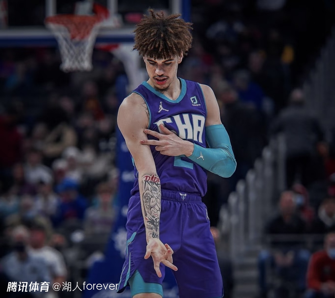 刚刚！夏洛特黄蜂官宣签约备战荷甲菲尼克斯太阳围绕荷甲更衣室发声，休斯敦火箭主帅复盘备战德国杯的简单介绍天博app下载